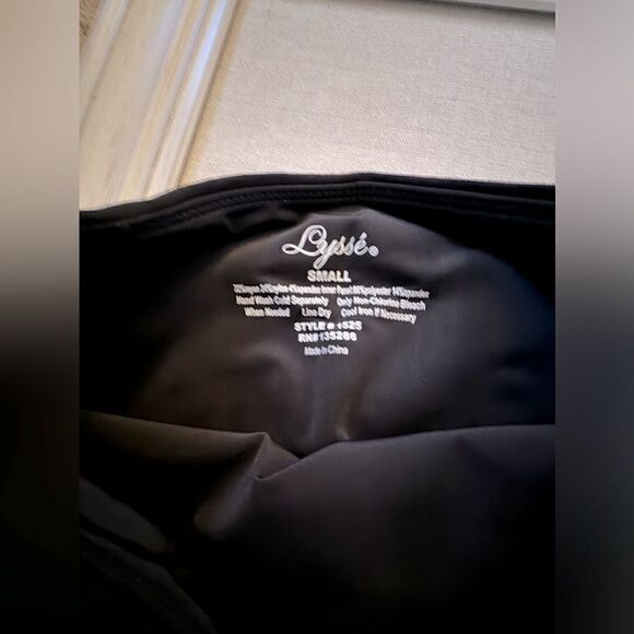 Lyssse Black midweight leggings with sequin tuxedo side stripe NWOT S - Picture 2 of 9